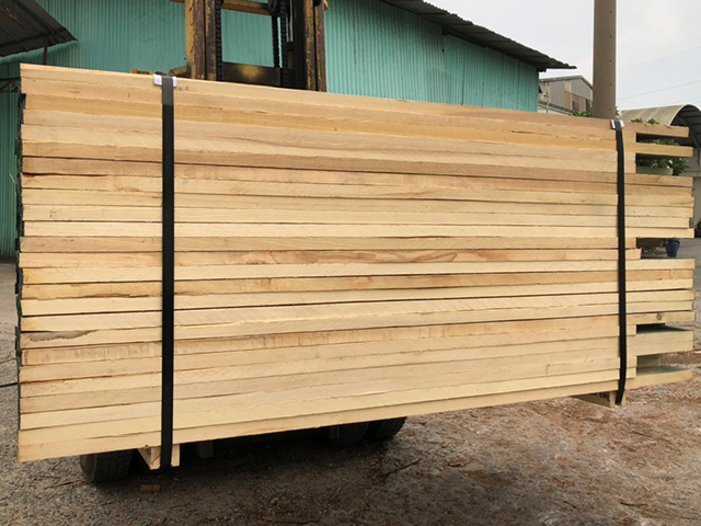 Gỗ tần bì (White ash lumber)